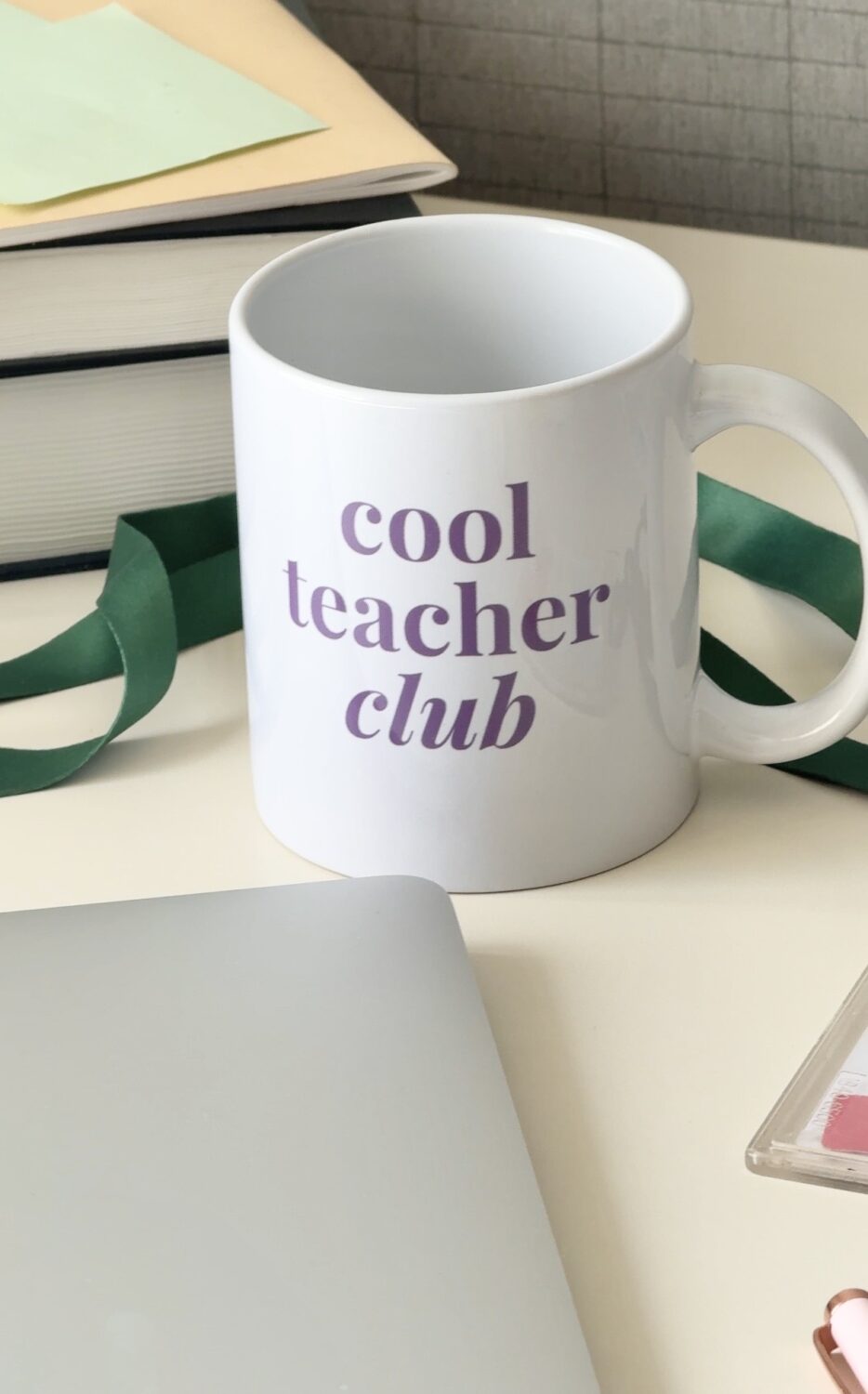 Mug désign “Cool Teacher Club” – Image 8